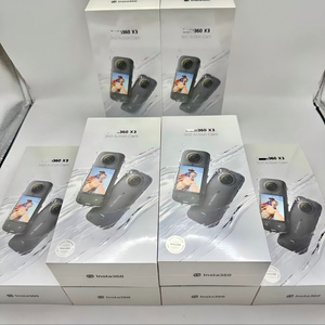 Insta360 X3 Action Camera con Sensori da 1/2" 48MP, Video 4K 360° <span class=keywords><strong>HDR</strong></span> Attivo, <span class=keywords><strong>Foto</strong></span> 360° da 72MP, Obiettivo Singolo 4K 30fps, Impermeabile - Product Image 2