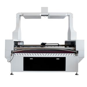 เครื่องตัดเลเซอร์ CO2 กำลังสูง 100W ขายดี พร้อมระบบตัดและทำเครื่องหมายอัตโนมัติ สำหรับโรงงานเสื้อผ้า ขายตรงจากโรงงาน พร้อมตัวควบคุมหลอดเลเซอร์ BMP - Product Image 2