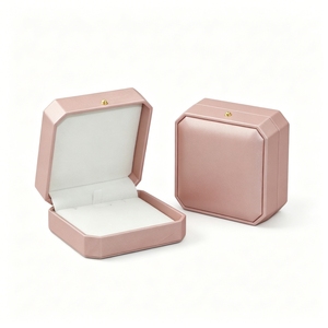 Boîte à bijoux pour collectionneur, personnalisée, en cuir PU à charnière, avec insert en daim, logo personnalisé, pour marques de bijoux Shopify, vente en gros - Product Image 2