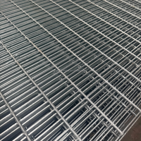 Plateforme de passage en acier robuste, antidérapante, résistante à la corrosion et à forte capacité de charge pour zones marines et côtières