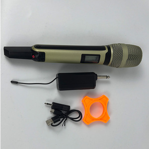 JGM WM-4 professionale portatile ricaricabile microfono Wireless 2.4G palmare dinamico per il canto Karaoke - Product Image 4