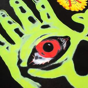 Camiseta de manga corta SATO de estilo urbano hip-hop, llamativa, con doble palma, vintage, desgastada y lavada, de marca de moda urbana. - Product Image 3