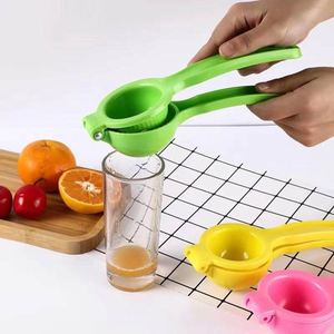 Presse-agrumes manuel en plastique pour fruits, presse-citron, presse-orange, vente en gros, nouvelle arrivée - Product Image 1