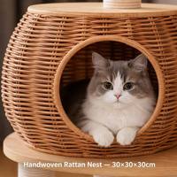 Arbre à chat multi-niveaux en bois et rotin, avec nid tressé à la main, panier bateau et poteaux à gratter en sisal pour chats de grande taille