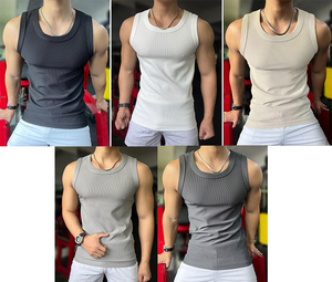 Canotta Sportiva Estiva da Uomo Slim Fit ad Asciugatura Rapida, Design Senza Maniche con Tessitura Pettinata per Tempo Libero, Corsa e Allenamento - Product Image 2