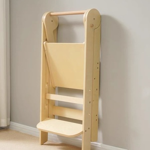 Tabouret pliant et réglable en bois au design moderne pour enfants, idéal comme marchepied de toilette ou repose-pieds de chambre - Product Image 3