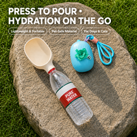 Gourde d'eau portable pour chien 2-en-1 avec distributeur de sacs à déjections et abreuvoir détachable à pression