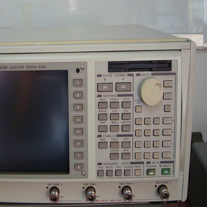 เครื่องวิเคราะห์เครือข่าย Advantest R3767bg 300khz-8ghz 8g ความแม่นยำสูง Ip67 240v/220v มือสอง - Product Image 5