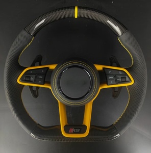 Volant en cuir et fibre de carbone RS avec accent de surpiqûre jaune pour Audi A3/A4/A5/A6L/Q3/Q5/Q7 – Amélioration pour voiture de sport - Product Image 1