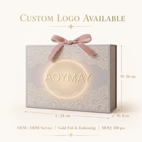Boîte cadeau de luxe personnalisée avec impression en dentelle, ruban en velours, logo en relief doré 3D pour ensembles de bijoux de mariage
