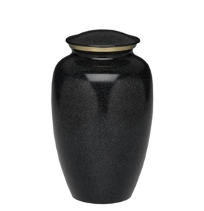 Urne classique en métal faite à la main de conception de vente chaude pour les cendres Urnes de crémation en laiton faites à la main décoratives et design antiques pour les cendres - Product Image 4
