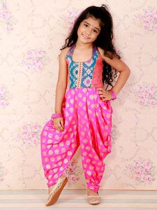 Twisha - Elegante Traje Étnico para Niñas, Mono Rosa con Cuello Halter Estilo Dhoti para Fiestas (6 Meses a 14 Años) - Product Image 4