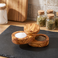Salière en bois d'olivier |   Accessoires de cuisine et de table tunisiens |   Marque privée
