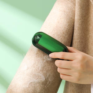 Mini Rodillo Quitapelusas con Rollo de Papel Desprendible, Removedor de Pelo Portátil para Ropa, Limpiador Doméstico de Plástico con Núcleos Reemplazables Aleatoriamente - Product Image 5