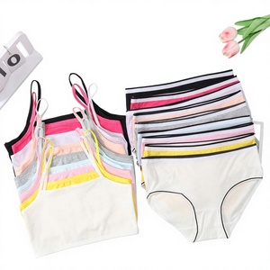 Set Intimo per Ragazze in Pura Cotone Traspirante, Canotta e Top a Tubo per Età 7-14 Anni, Taglie <span class=keywords><strong>S</strong></span>/M/L - Product Image 1