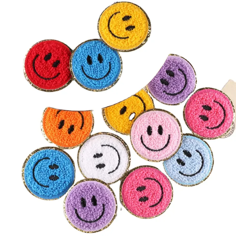 Geborduurde Custom Iron-On Kleding Chenille Gouden Grens Smiley Gezichten Kledingstuk Patches Applique 3d Cartoon Designer Patch