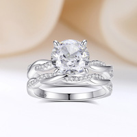 Bague de luxe en argent sterling S925 avec diamant à haute teneur en carbone, double anneau Möbius torsadé deux-en-un, style élégant