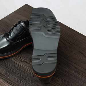 Zapatos de Hombre de Cuero Genuino, Estilo Británico Retro, Impermeables, Transpirables, con Estampado de Leopardo, de Calidad Ejecutiva - Product Image 3