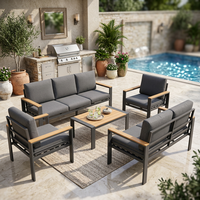Set Sofa Aluminium Mewah 7 Kursi untuk Luar Ruangan, Tahan Cuaca, dengan Sandaran Tangan & Meja Kopi Berpenampilan Kayu