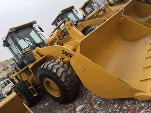Chargeuse d'occasion Cat 966F pour travaux de terrassement à vendre - Product Image 2