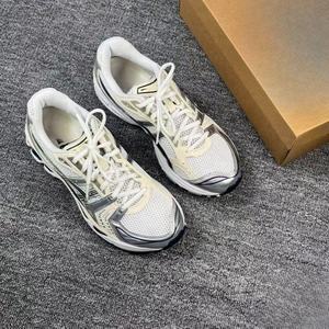 Nhà Thiết kế thời trang sang trọng Sneakers Chất lượng cao lưới lót ren-up đóng cửa phổ biến hợp thời trang thương hiệu đi bộ phong cách giày - Product Image 6