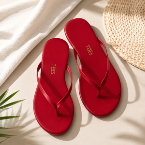 Nouvelles tongs pour femmes 2026, vente en gros, à la mode, à fines brides, en <span class=keywords><strong>cuir</strong></span> PU, confortables, plates, avec semelle en caoutchouc - Product Image 1
