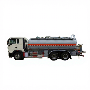 รถบรรทุกถังเคมีที่ติดไฟได้18M3 sinotruck HOWO 6x4 16M3สำหรับการขนส่งของเหลวอันตราย - Product Image 5