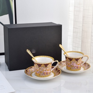 Nouvelle conception, ensemble de 2 tasses en céramique, style occidental européen, ensemble de café droit de luxe avec poignée dorée - Product Image 4