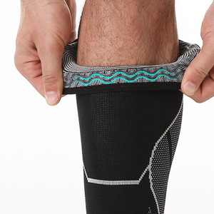 Soporte de Tobillo Antideslizante de Fútbol Tejido Personalizado OEM, Manga de Compresión para Pantorrilla con Correas para Soporte de Fútbol - Product Image 4