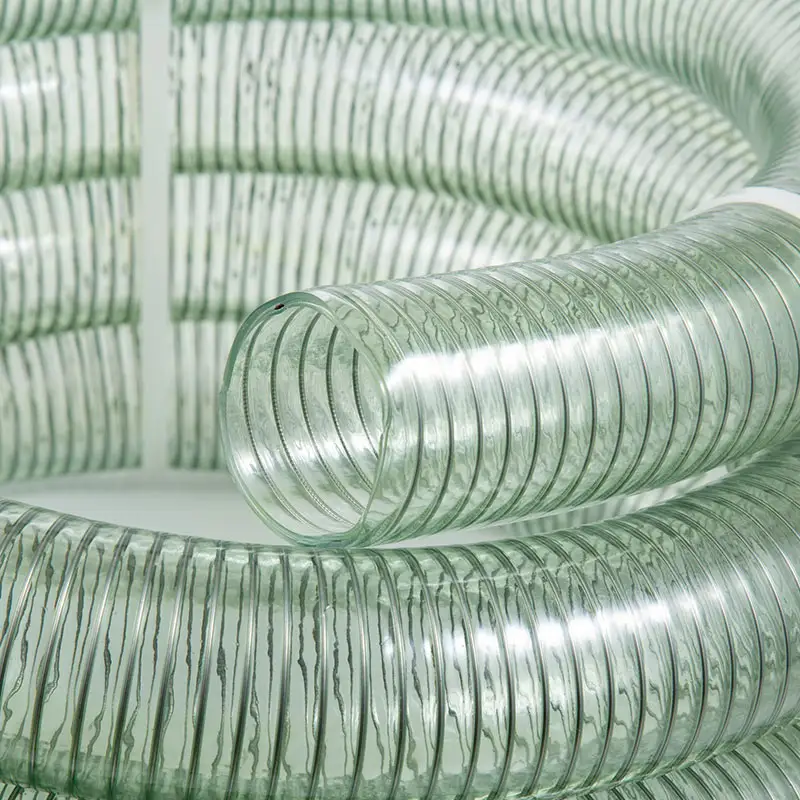 Ad alta elasticità flessibile in Pvc a spirale zincato filo di acciaio rinforzato tubo di aspirazione dell'acqua per l'industria agricola