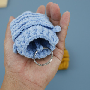 Nouvelle pochette à clés en laine crochetée style poisson, jolie housse <span class=keywords><strong>de</strong></span> protection tricotée, sac pour femme fini à la main - Product Image 2