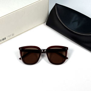 แว่นกันแดดแฟชั่นเลนส์ใหญ่อ่อนโยนสำหรับผู้หญิงและผู้ชาย, UV400เลนส์ไนลอนแว่นตากันแดดมอนสเตอร์ - Product Image 3