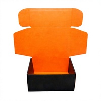 Maßgefertigte Rote Kleidungs- und Kosmetikverpackungsboxen UV-Logo Matt-Laminierung Biologisch Abbaubare Luxus-Kraftpapier-Versandkartons für