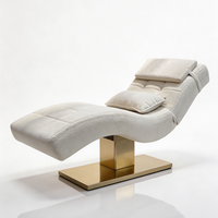 Lit de soin esthétique de luxe moderne en acier inoxydable doré avec base réglable pour salon, spa et extensions de cils