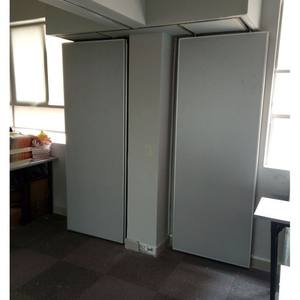 Cloison coulissante suspendue au plafond sans guide au sol, porte pliante flexible pour salle multifonctionnelle - Product Image 6