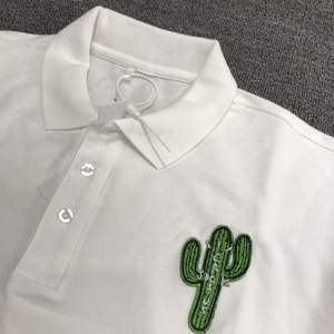 T-shirt Traivs <span class=keywords><strong>Scott</strong></span> For Cactus Jack Badge, coupe slim vintage, broderie cactus, manches courtes pour homme et femme - Product Image 3