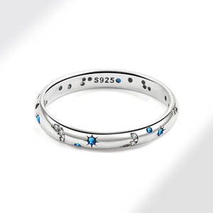 Anillo de Plata de Ley 925 con Diseño de <span class=keywords><strong>Luna</strong></span> y Estrella con Circonita, Venta al por Mayor de Fábrica - Product Image 2