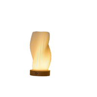 Vente en gros OEM ODM Lampes de nuit LED flexibles au design moderne, lampe de table créative à impression 3D moderne pour la décoration de la maison
