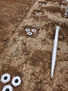 Perfurador de Estacas Elétrico para Parafusos de Terra, Fabricado na China, com Torque de 10500 NM, Motor e Componentes Essenciais da Caixa de Câmbio - Product Image 5