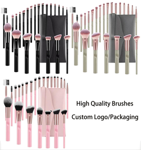 <span class=keywords><strong>Set</strong></span> de 24 Brochas de Maquillaje Profesional para Rostro y Labios, Incluye Brochas para Base, Corrector, Sombra de Ojos, Polvo, Rubor y Difuminado - Product Image 1