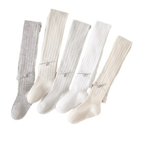 Leggings Bébé Fille en Coton Respirant <span class=keywords><strong>Blanc</strong></span> avec Chaussettes Anti-Moustiques, Collants Fins Printemps-Été à Motif Uni - Product Image 1