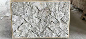 Pierre de parement en <span class=keywords><strong>grès</strong></span> blanc naturel, fendue, à face rocheuse, de forme carrée, pour revêtement mural - Product Image 4