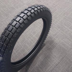 300-17 250-18 250-16 Neumáticos de motocicleta Alta calidad Agarre fuerte Larga vida útil Neumáticos <span class=keywords><strong>Moto</strong></span> <span class=keywords><strong>GP</strong></span> - Product Image 3