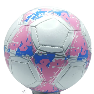 Ballon de football en cuir PU souple taille 5 personnalisable de haute qualité Ventes directes d'usine - Product Image 2