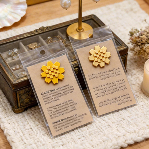 จัดส่งภายใน 24 ชั่วโมง ชุดเครื่องประดับดอกไม้ประจำชาติคูเวต สร้อยคอ กำไล แหวน พวงกุญแจ ของที่ระลึก ลายธงชาติคูเวต ลายดอกไม้อัล-อาร์ฟาจ - Product Image 1