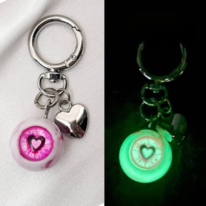 Llavero Luminoso Gótico de Ojo Espeluznante, Colgante 3D de Resina con Ojo de Terror, Decoración de Halloween, Adorno para Bolsos, Llavero Creativo para Coche, Venta al por Mayor - Product Image 3