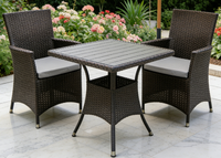 Rotin en osier de jardin en plastique plage empilable chaises de restaurant café lait jus magasins dinant la chaise