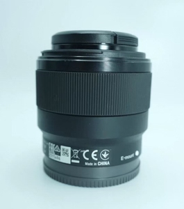 ใช้เลนส์ฟูลเฟรมมาตรฐาน FE50mm F1.8 สำหรับถ่ายภาพบุคคล - Product Image 3
