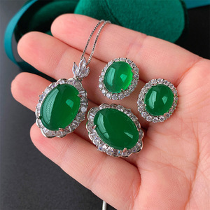 Joyería de alta gama, conjunto de tres piezas con colgante de jade de calcedonia verde fluorescente Denier de cuerpo ligero, principal 13*18-10*12 - Product Image 1