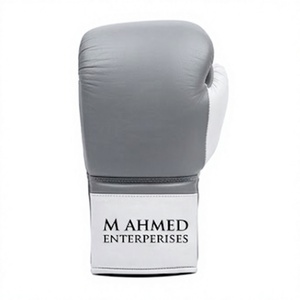 Gants de boxe gris avec logo personnalisé, en cuir PU de qualité supérieure, pour l'entraînement, le sparring et les combats professionnels - Product Image 1